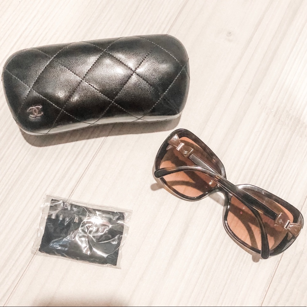 Chanel Bow Sunglasses Brand New